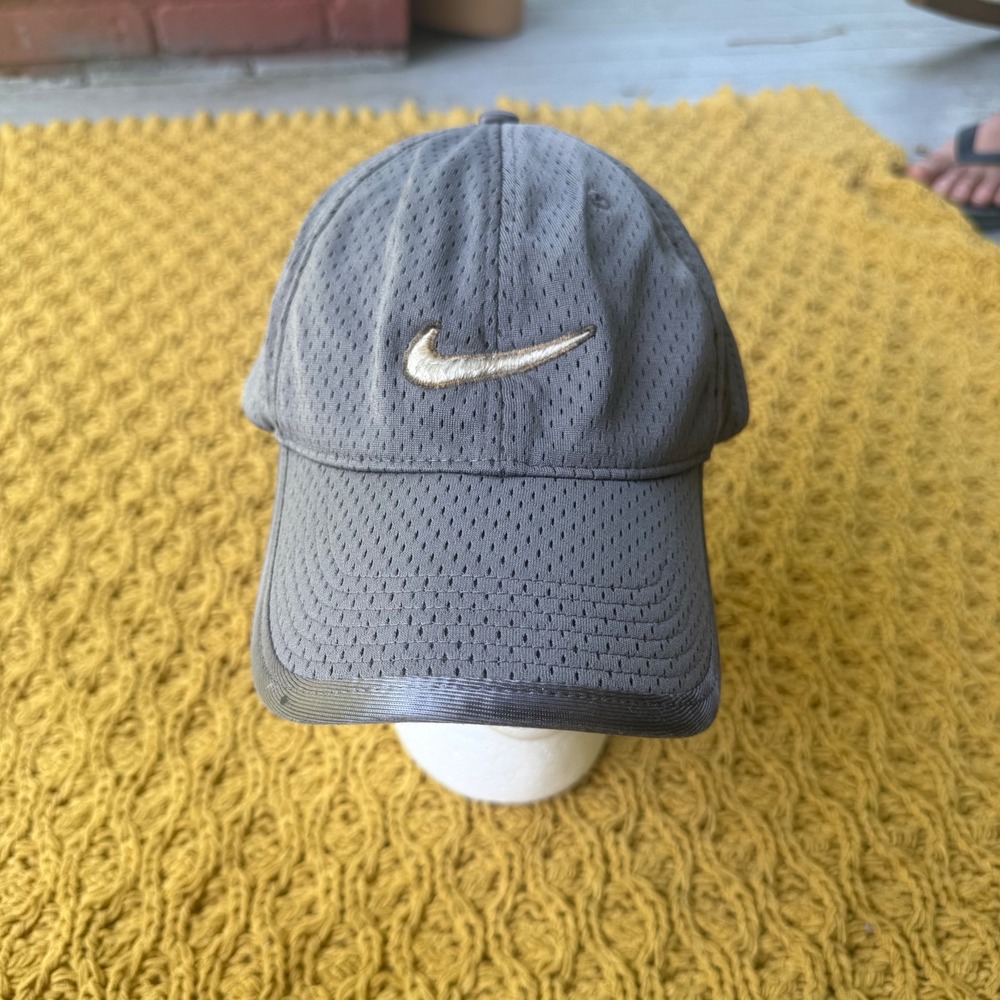 Nike Grey Mesh Baseball Cap Swoosh Logo Just Do It Adjustable Hat Sporty Running